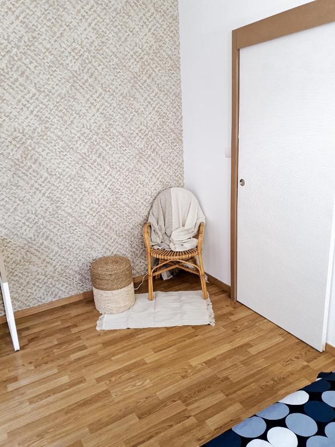 Appartement Cosy Entier, Parking Gratuit Dans La Rue Dijon Exterior photo